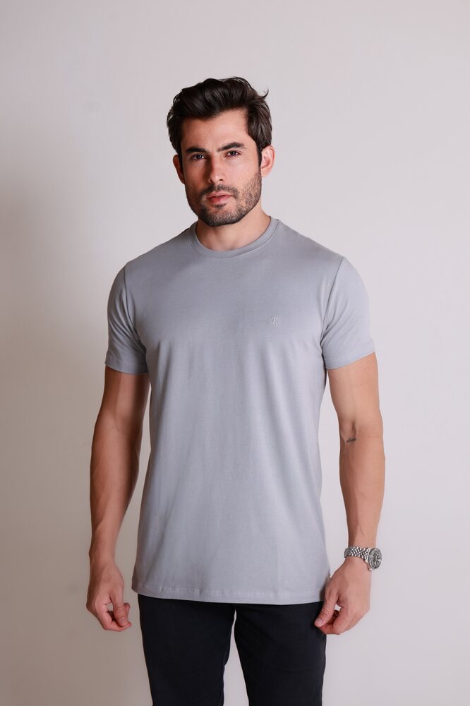 Camiseta Gola Redonda Cinza